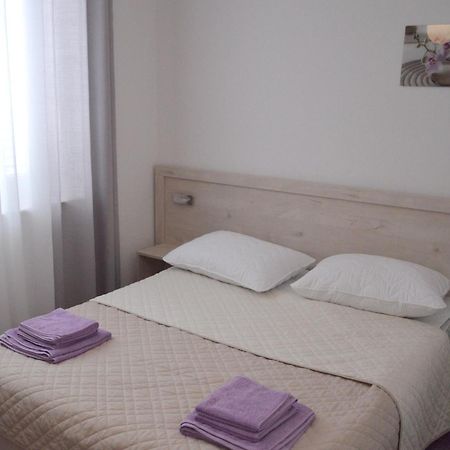 Apartments And Rooms By The Sea Jakisnica, Pag - 4160 Lun (Pag) Exterior foto