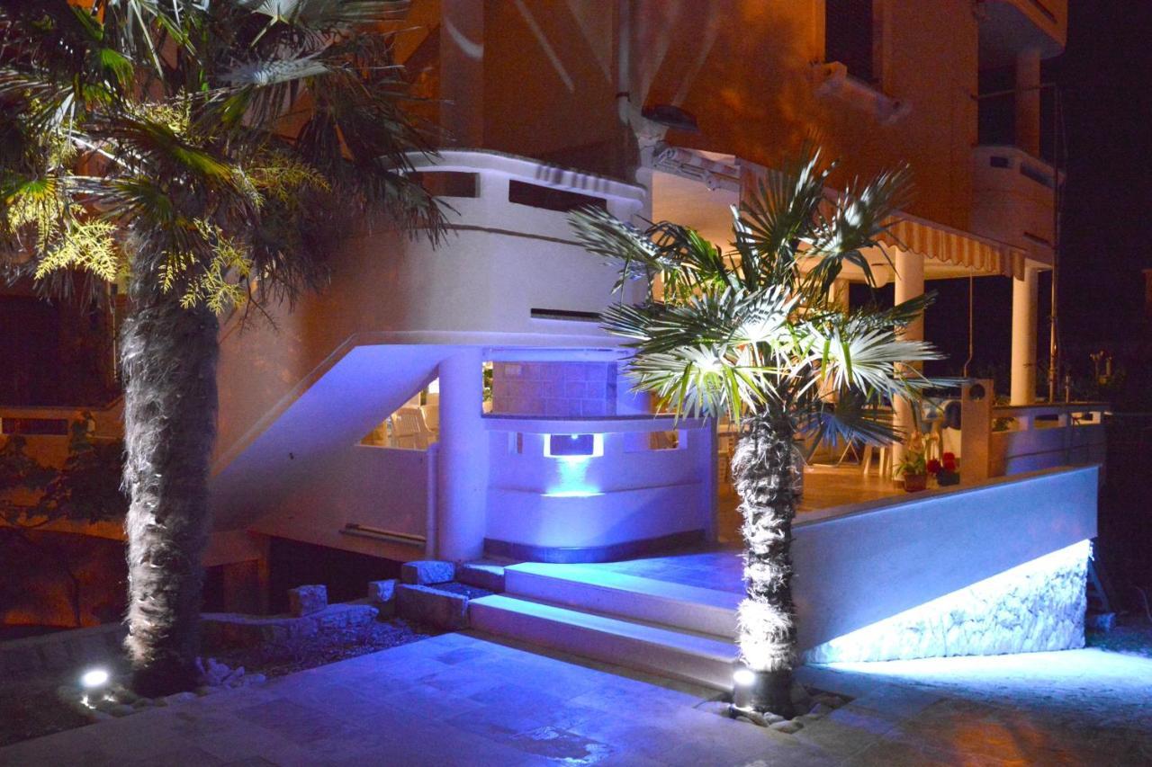 Apartments And Rooms By The Sea Jakisnica, Pag - 4160 Lun (Pag) Exterior foto