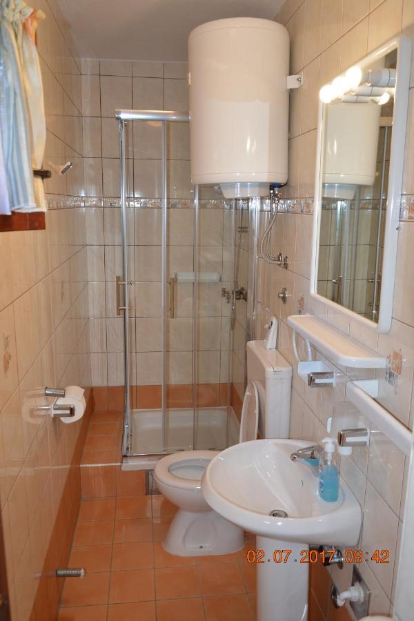 Apartments And Rooms By The Sea Jakisnica, Pag - 4160 Lun (Pag) Exterior foto