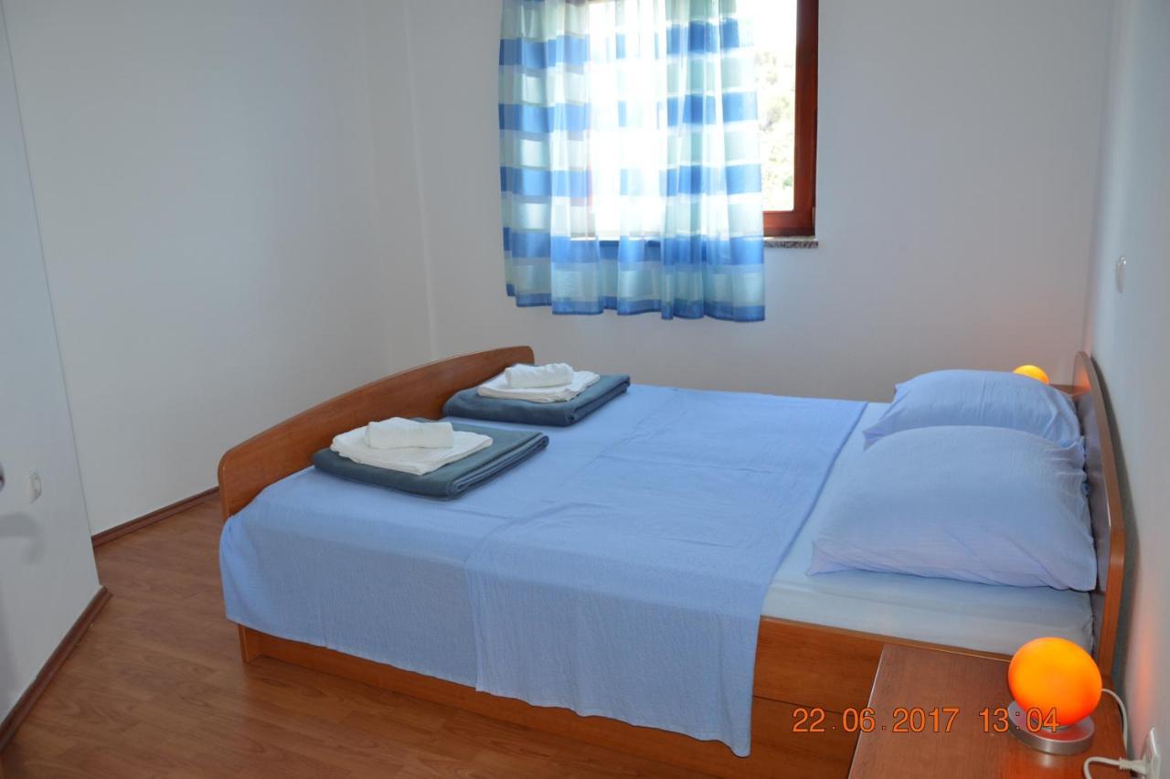 Apartments And Rooms By The Sea Jakisnica, Pag - 4160 Lun (Pag) Exterior foto