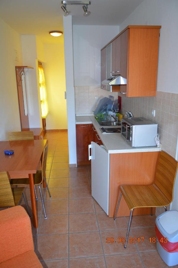 Apartments And Rooms By The Sea Jakisnica, Pag - 4160 Lun (Pag) Exterior foto