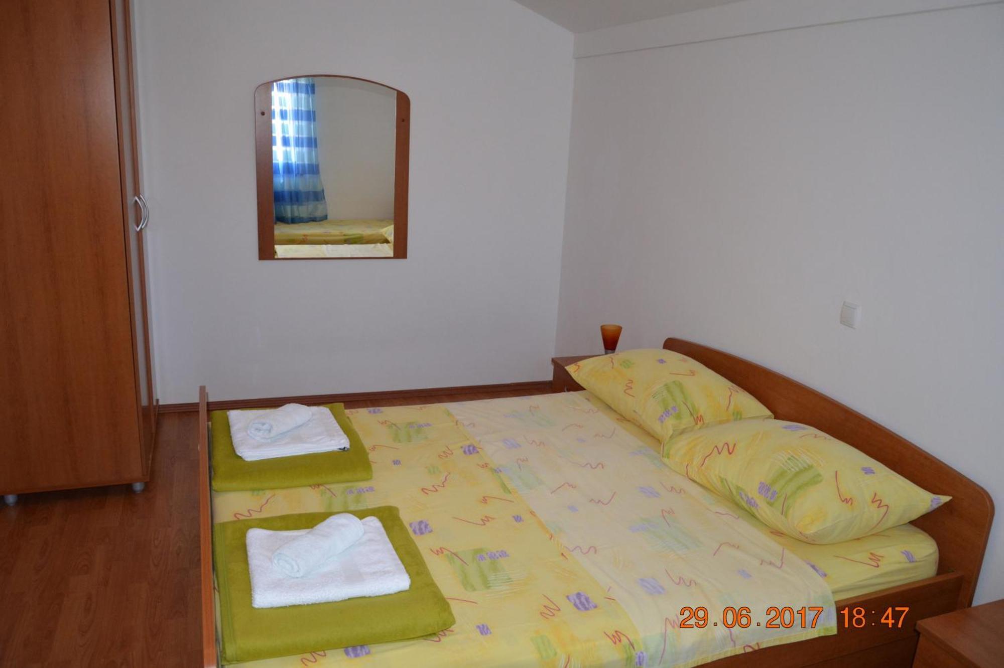 Apartments And Rooms By The Sea Jakisnica, Pag - 4160 Lun (Pag) Quarto foto