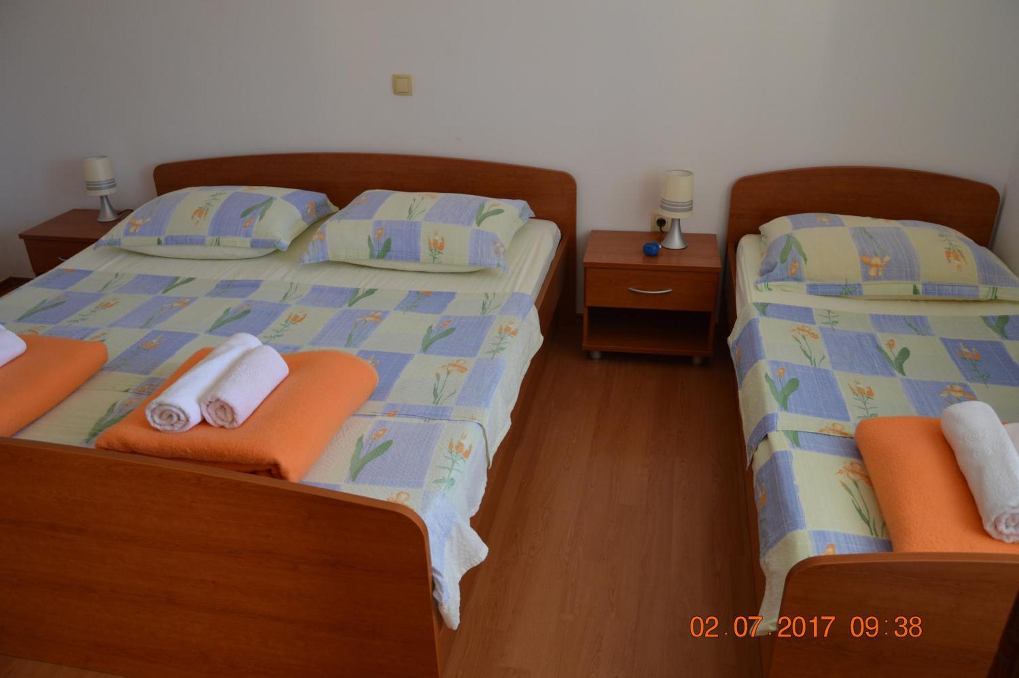 Apartments And Rooms By The Sea Jakisnica, Pag - 4160 Lun (Pag) Quarto foto